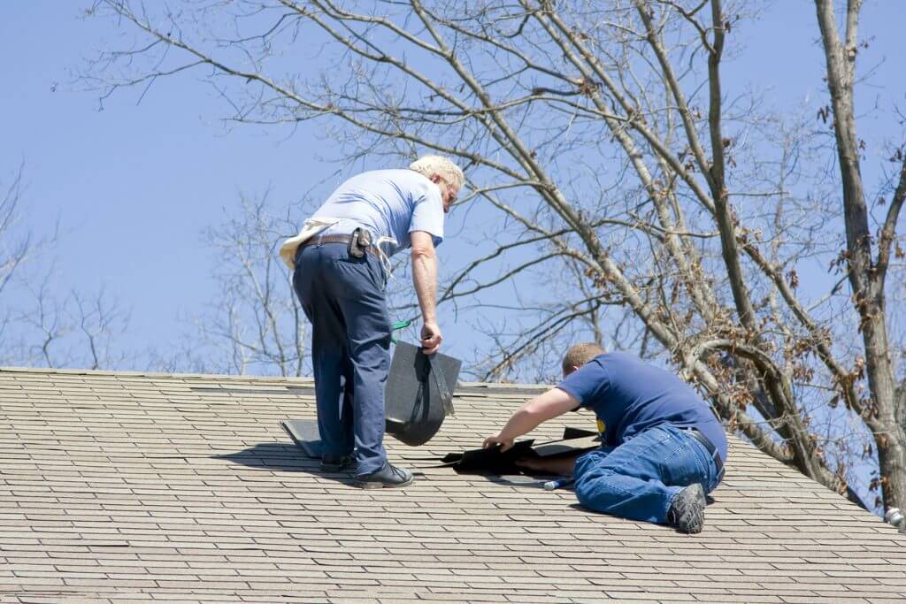 How Do I Choose The Right Roofing Contractor?